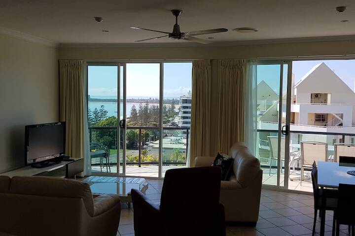 Room 121 of 200