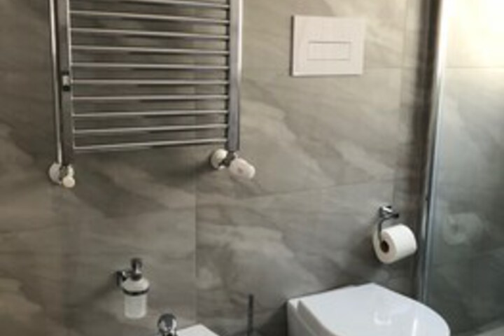 Room 45 of 82