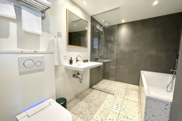 Clean Restrooms