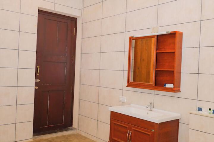 Room 19 of 138