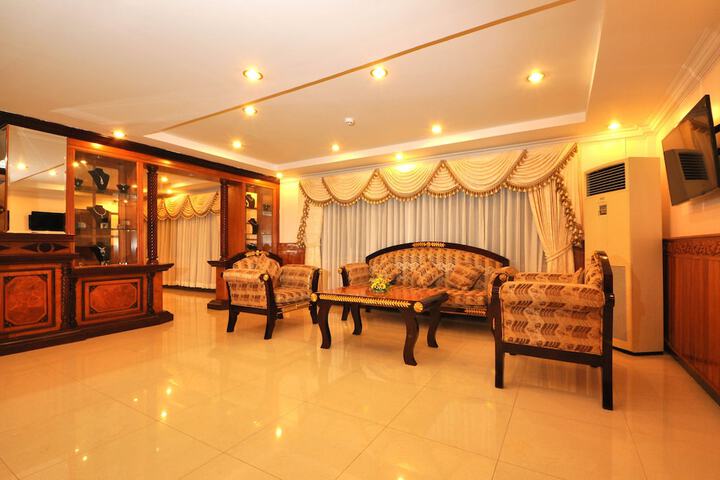 Hotel Interior 4 of 67