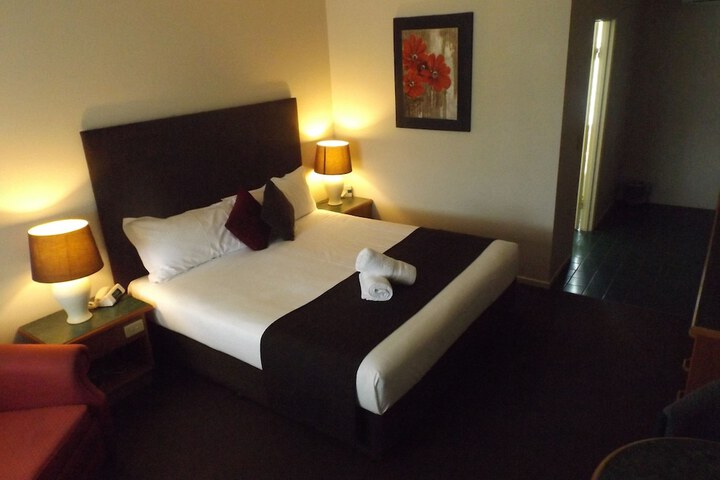 Room 7 of 51