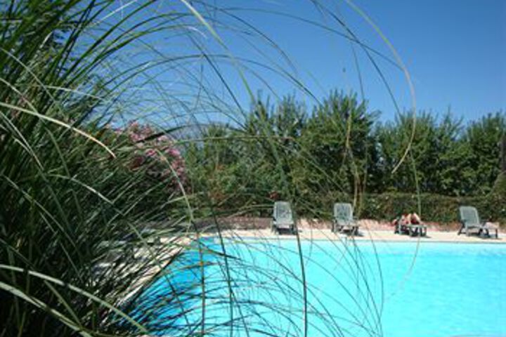 Pool 28 of 35