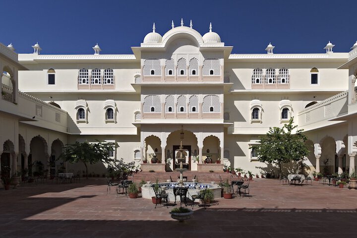 Hotel Exterior 63 of 110