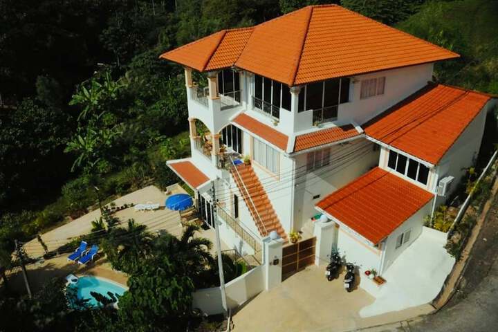OASIS VILLA in Karon