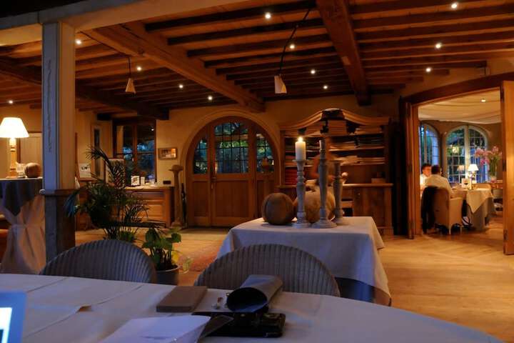 Dining Photos