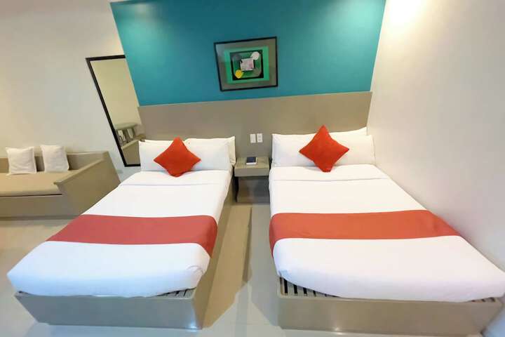 Room 18 of 62