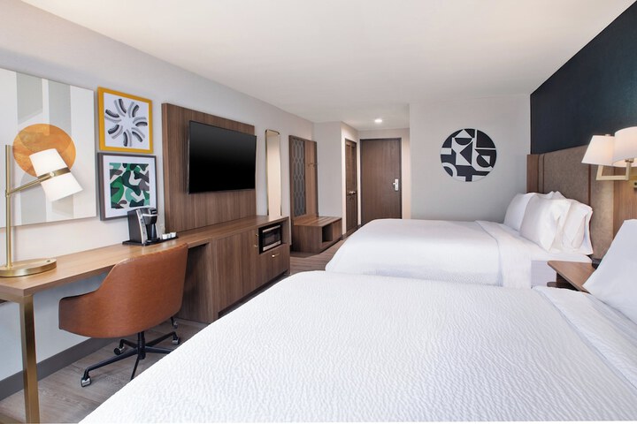 Room 6 of 23