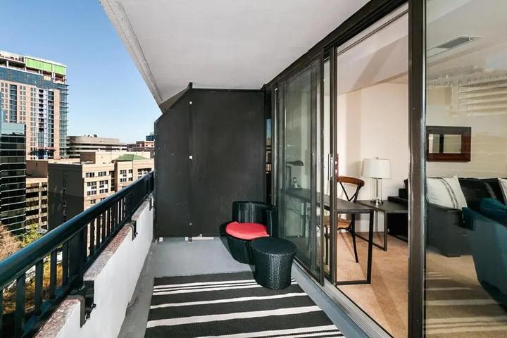 Photo of 2BR Executive Appartment With Gym & Pool by ENVITAE