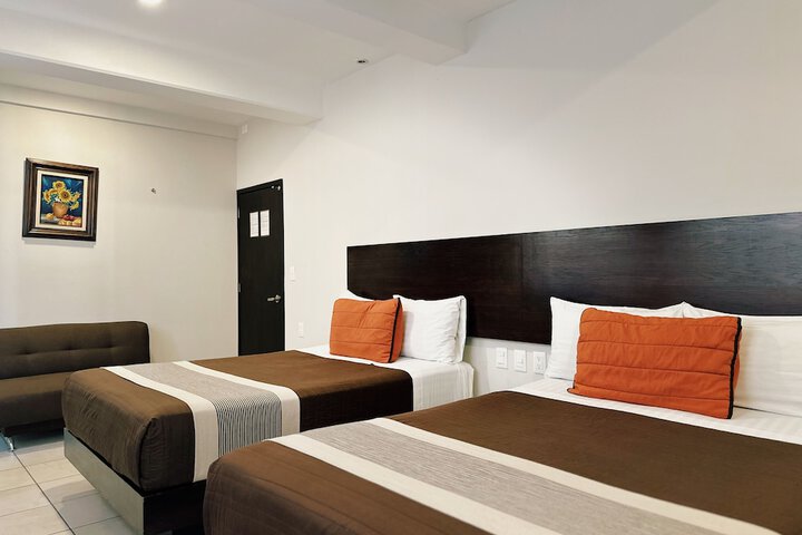 Room 53 of 87