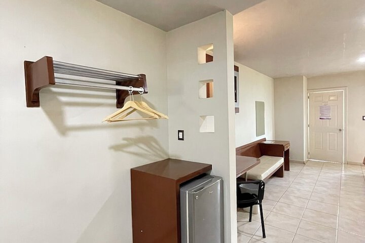 Room 7 of 15