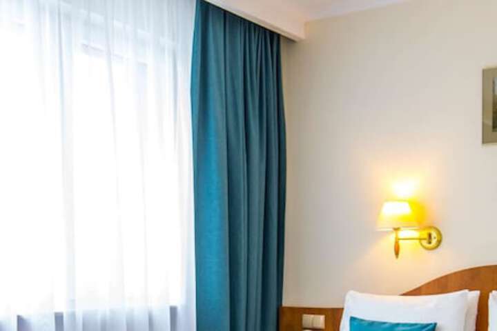 Room 21 of 59