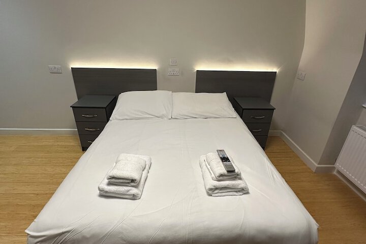 Room 34 of 75