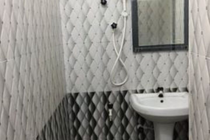 Room 7 of 87