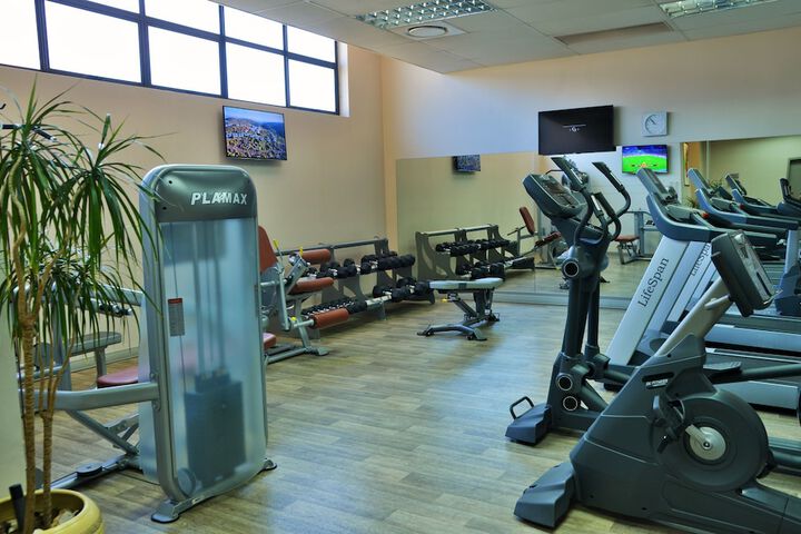 Health and Fitness 52 of 156