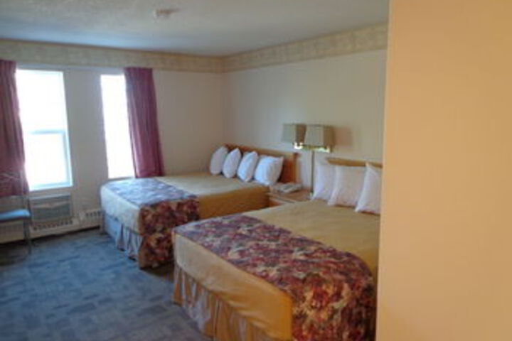 Room 10 of 53