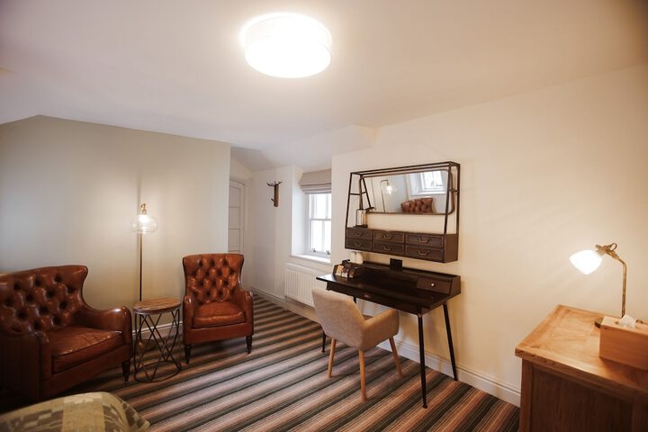 Room 30 of 60