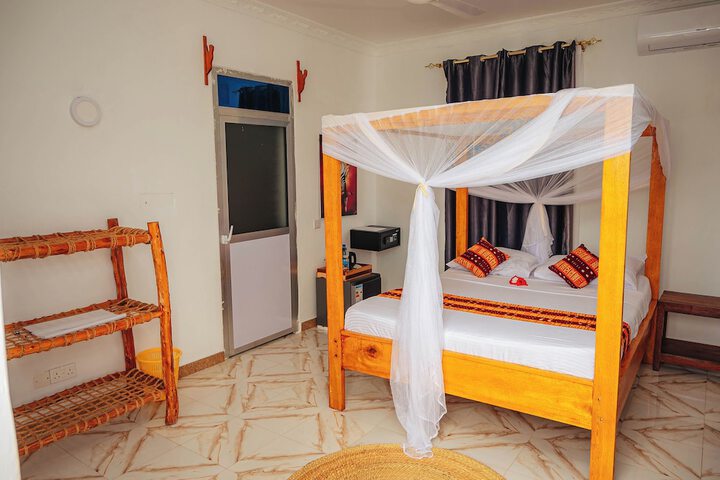 Room 20 of 54
