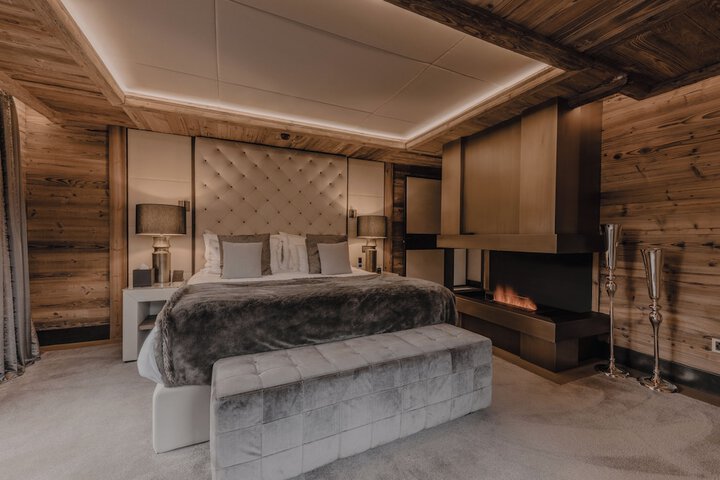 Room 5 of 86