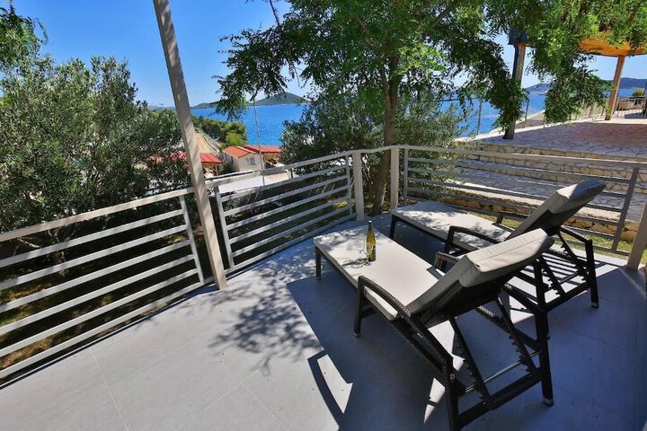 Terrace/Patio 12 of 45