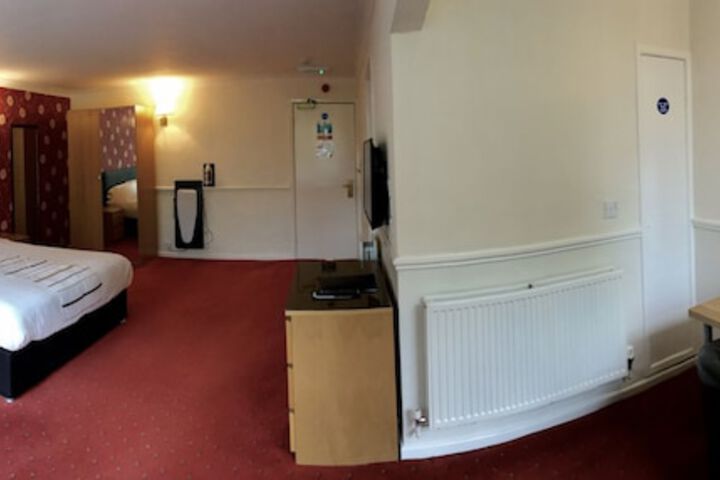 Room 19 of 85