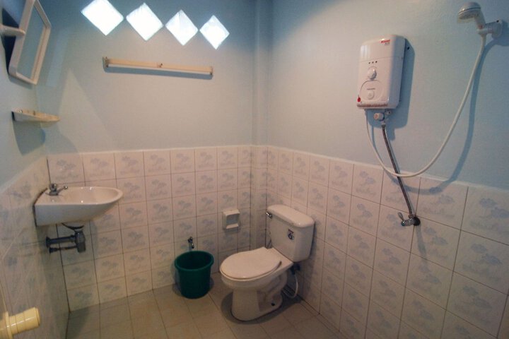 Room 28 of 78