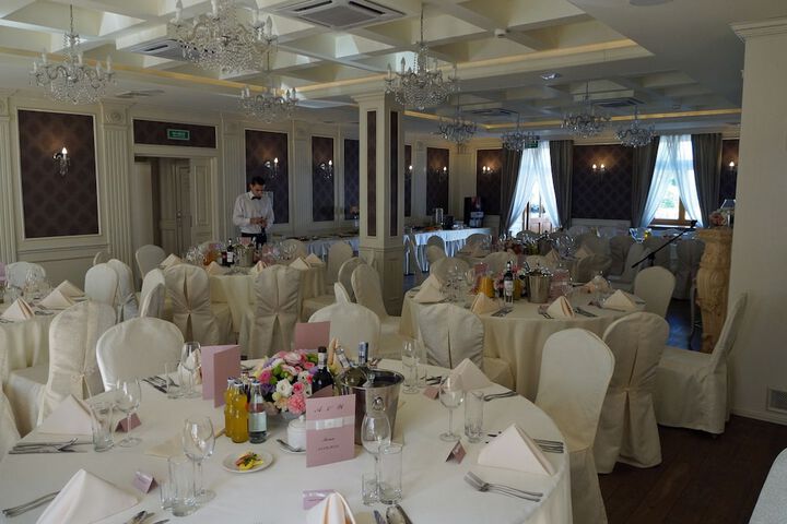 Ballroom/Hall 59 of 85