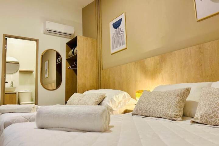 Room 17 of 45