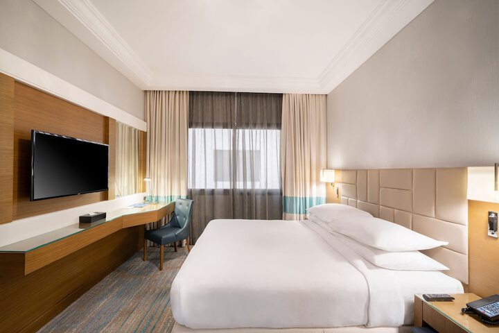 Room 7 of 36
