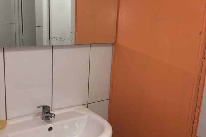 Room 7 of 13