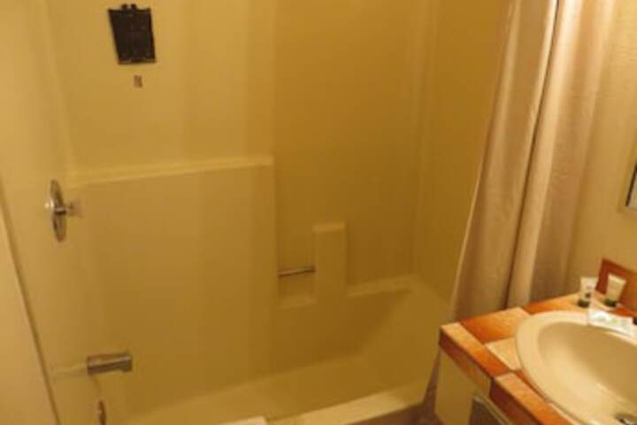 Room 31 of 81