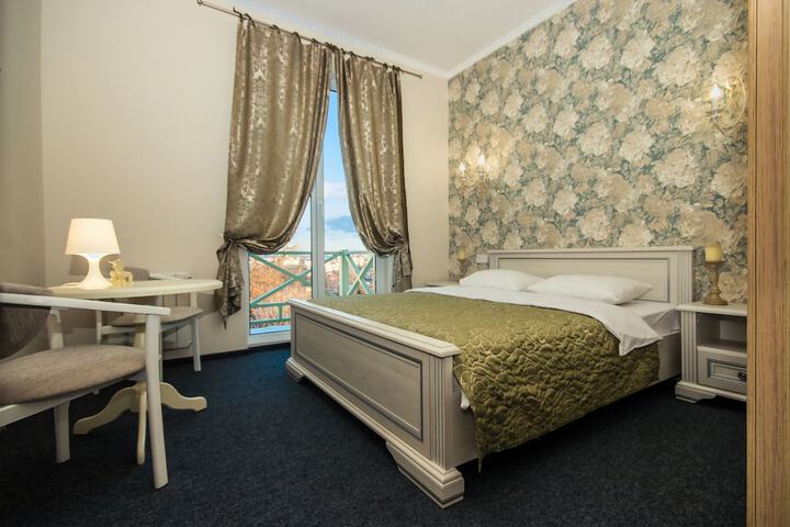 Room 14 of 67