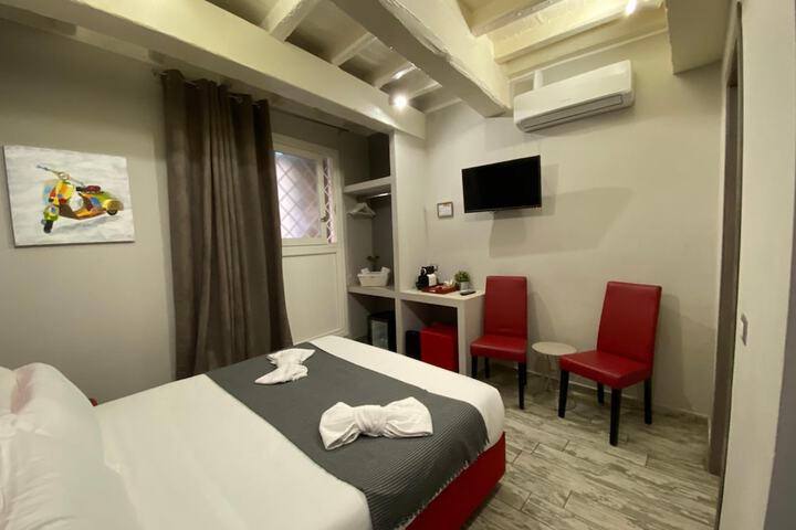 Room 16 of 50