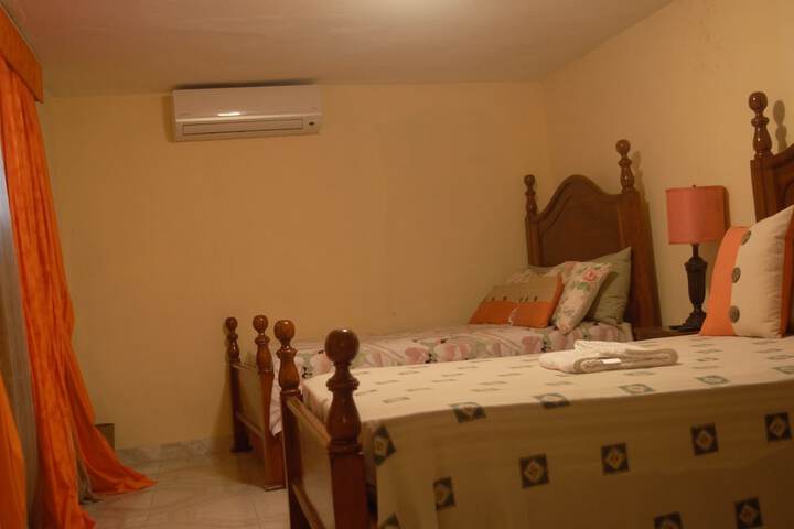 Room 12 of 116