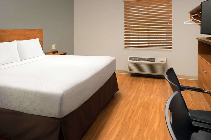 Room 9 of 31