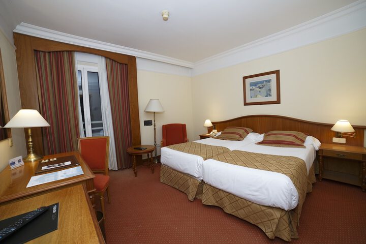 Room 6 of 49