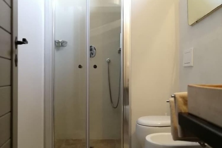 Room 30 of 60