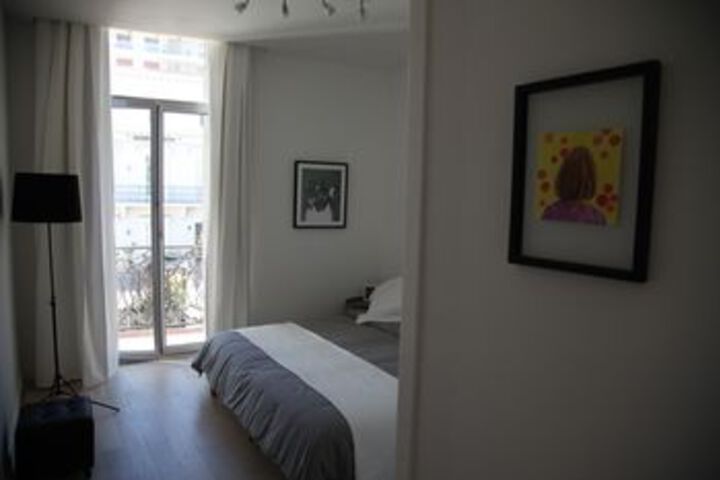 Room 9 of 28