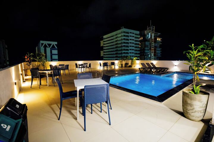 Hotel with Pool