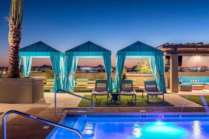 Pool 33 of 50