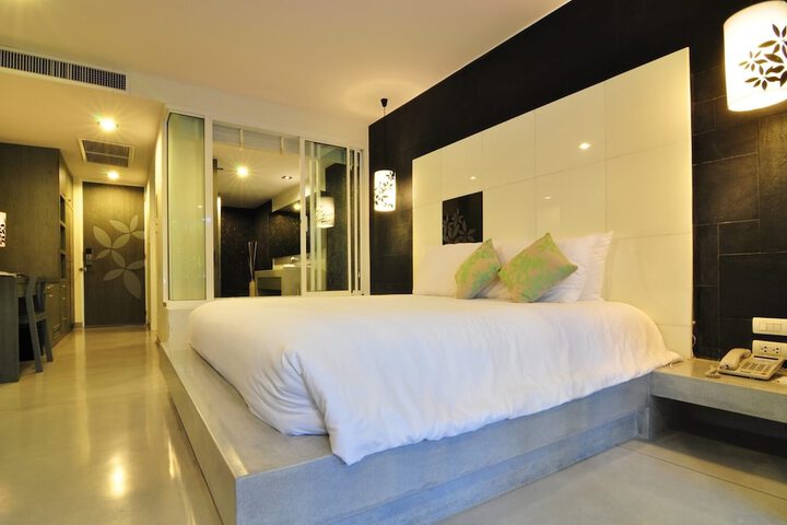 Room 17 of 75