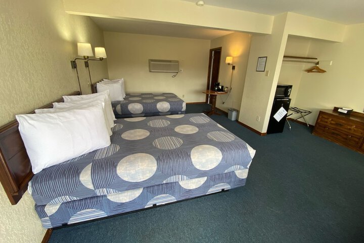 Room 10 of 41