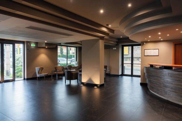 Guest Lobby