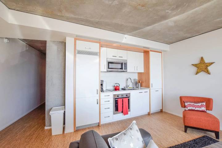 Room 3 of 12
