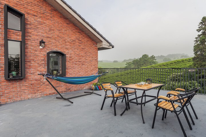 Terrace/Patio 16 of 28