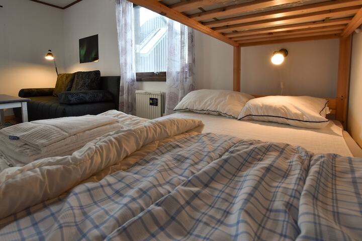 Room 10 of 94