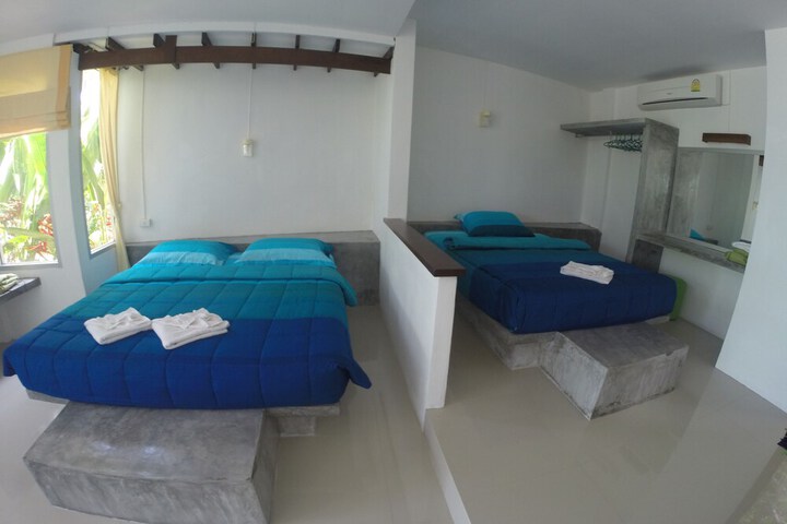 Room 17 of 82