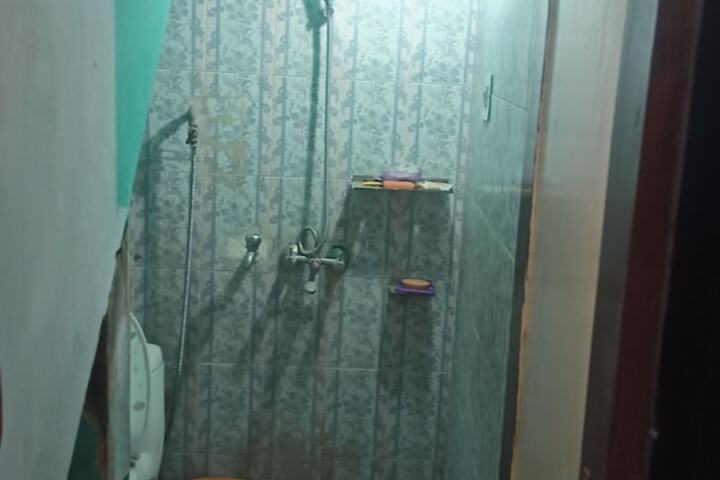 Room 15 of 17