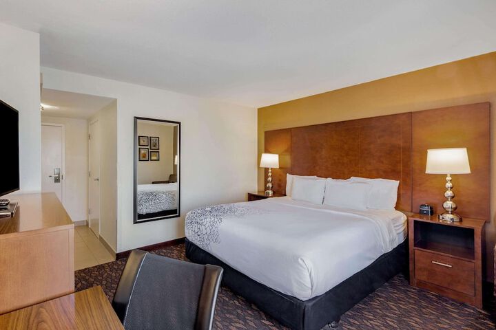 1 King Bed Mobility Accessible (5 of 17)