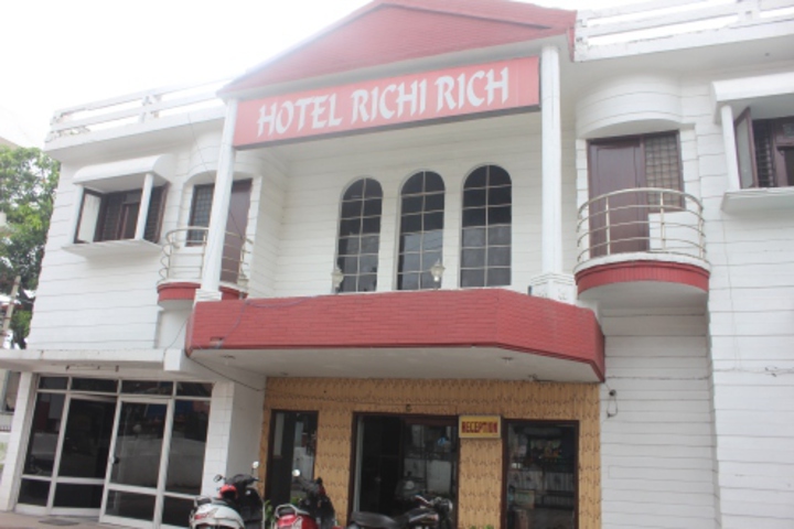Hotel Richi Rich